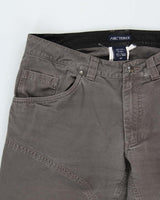 Vintage Y2K 00s Arc'teryx Khaki Grey Low Rise Cotton Canvas Relaxed Straight Leg Climbing Trousers - W34 L31
