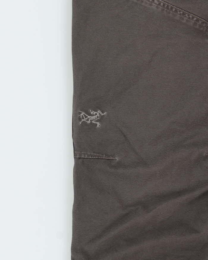 Vintage Y2K 00s Arc'teryx Khaki Grey Low Rise Cotton Canvas Relaxed Straight Leg Climbing Trousers - W34 L31