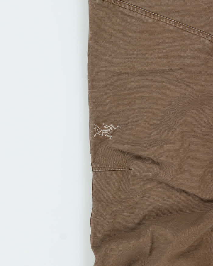 Vintage Y2K 00s Arc'teryx Brown Low Rise Cotton Canvas Relaxed Straight Leg Climbing Trousers - W34 L30