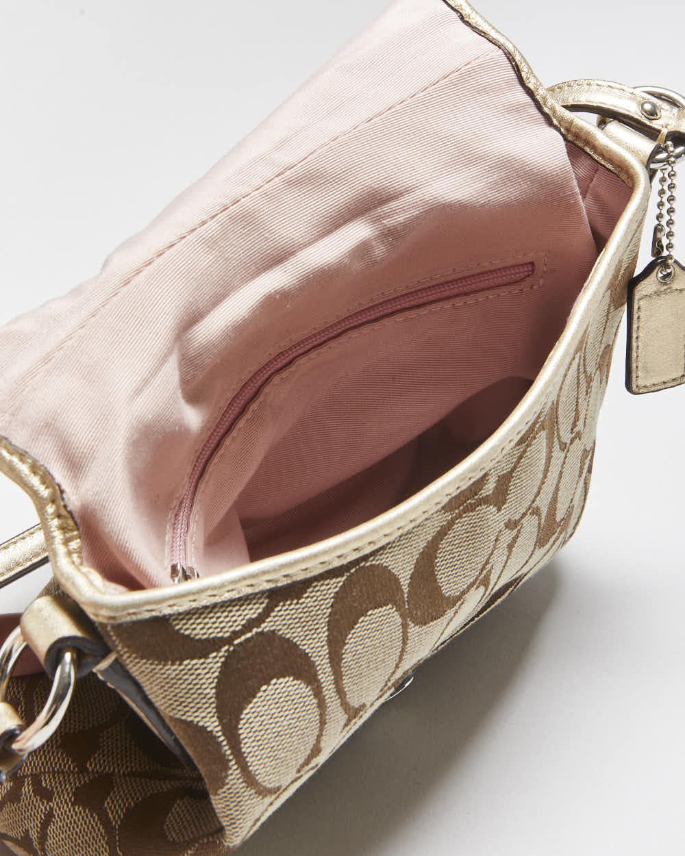 Vintage Y2k 2000s Coach Soho Signature Flap Crossbody