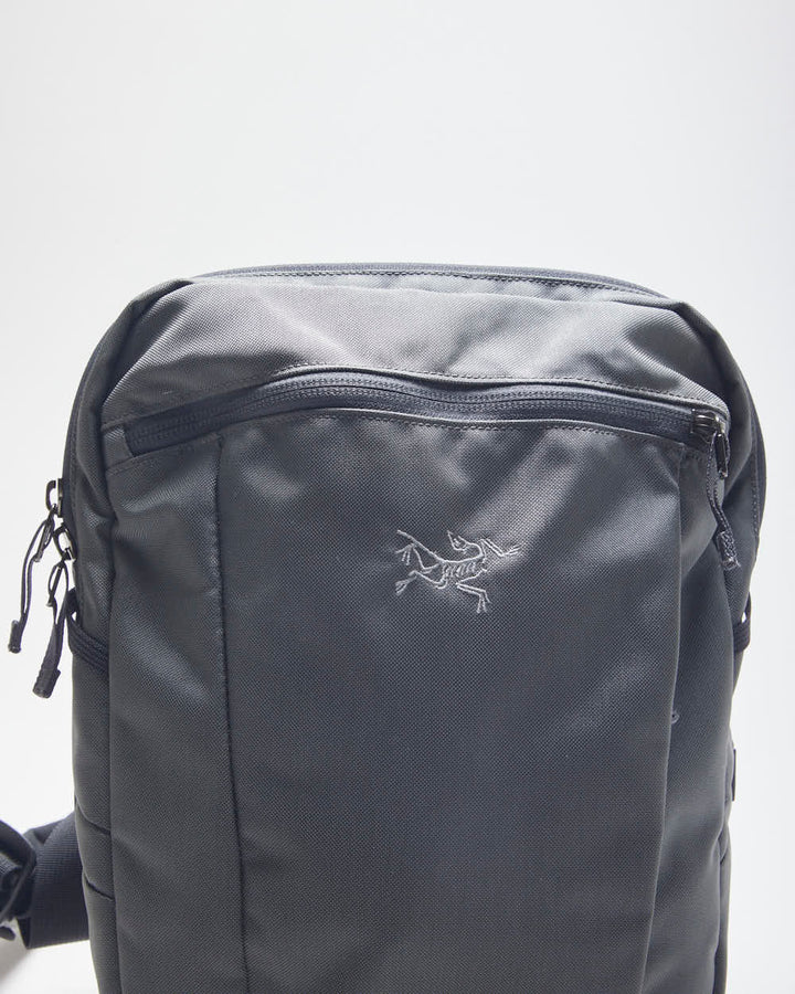 Vintage Arc'teryx Multi Pocket Shoulder Bag