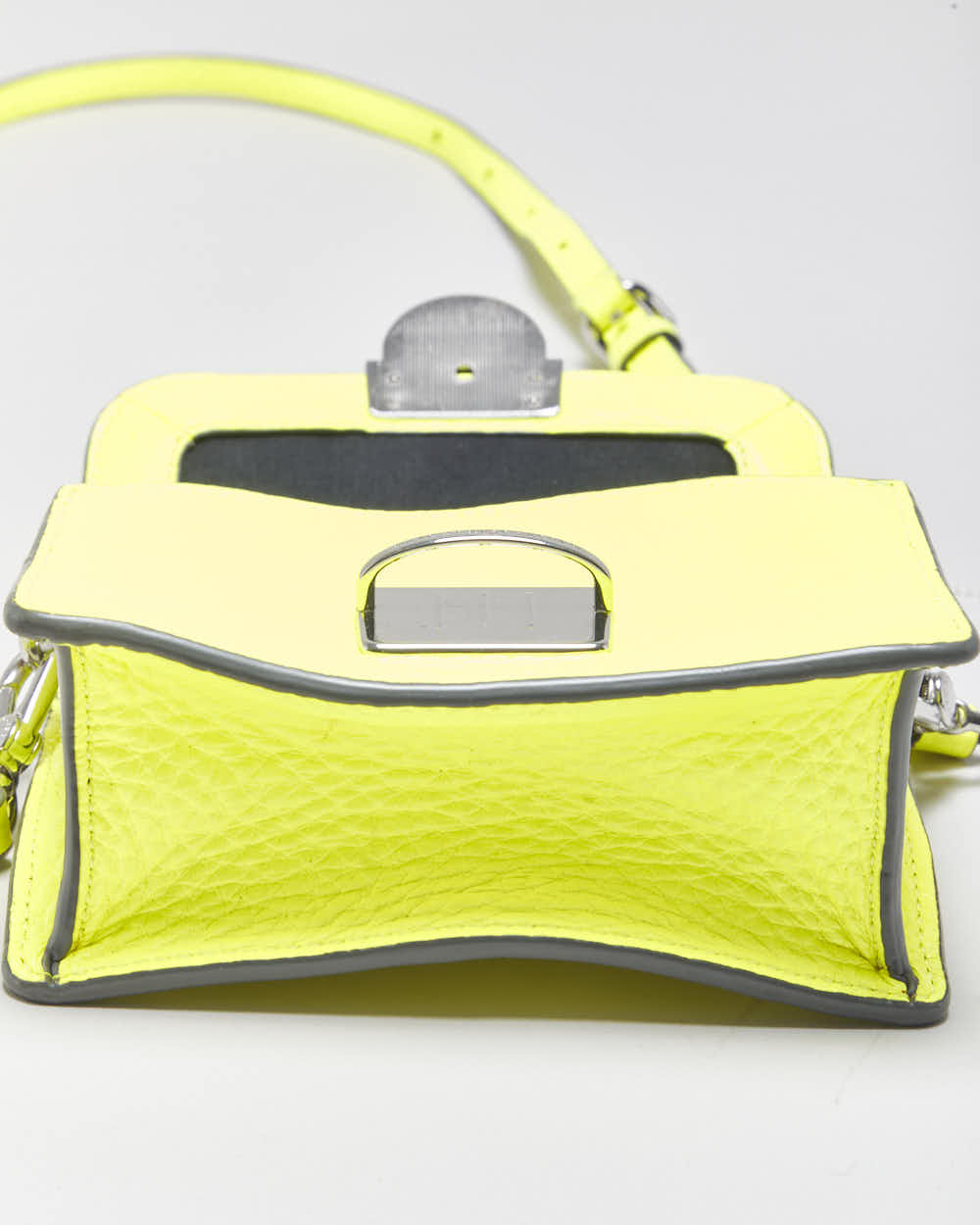 Vintage Marc By Marc Jacobs Schooly Jax Shoulder Bag