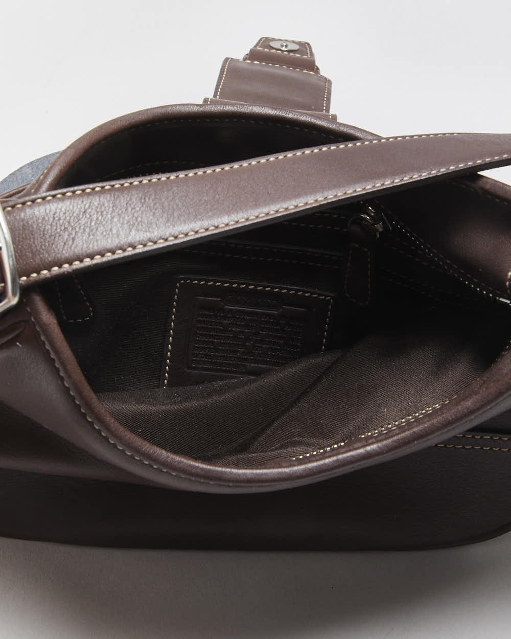 Vintage 2000s Coach Hampton Shoulder Bag