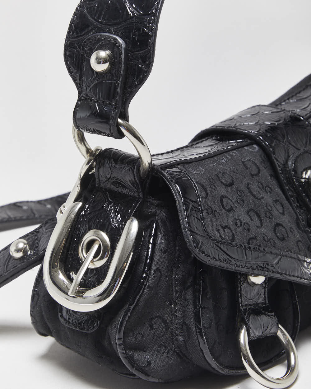 Vintage Y2k 2000s Guess Shoulder Bag