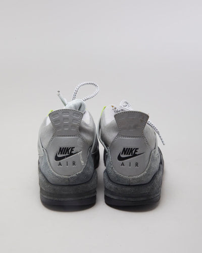 Jordan 4 Retro SE 95 Neon Trainers - EU 42.5