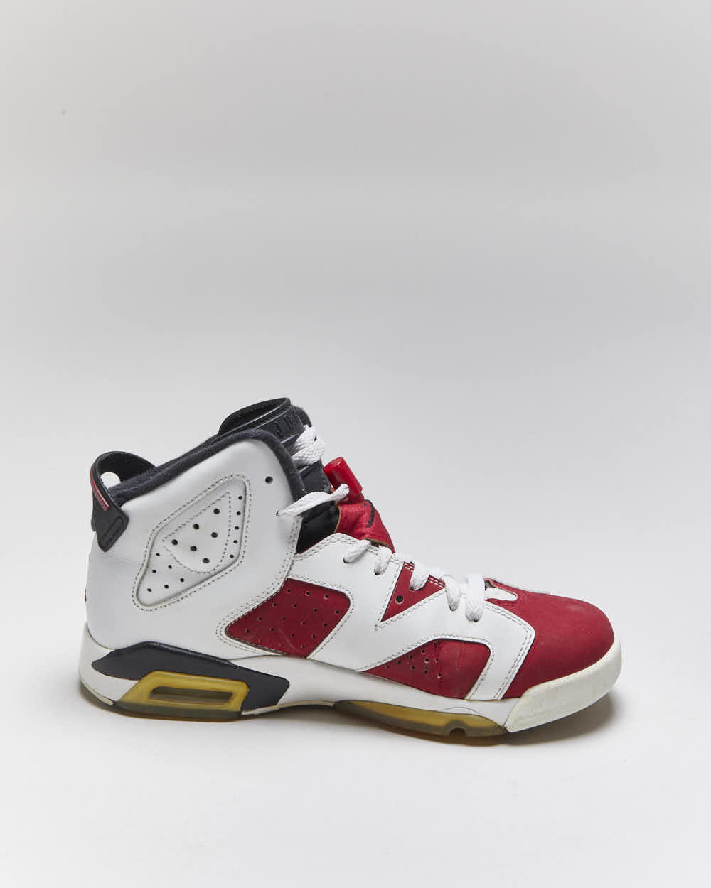 Vintage 00s Jordan Retro Carmine Trainers - UK6