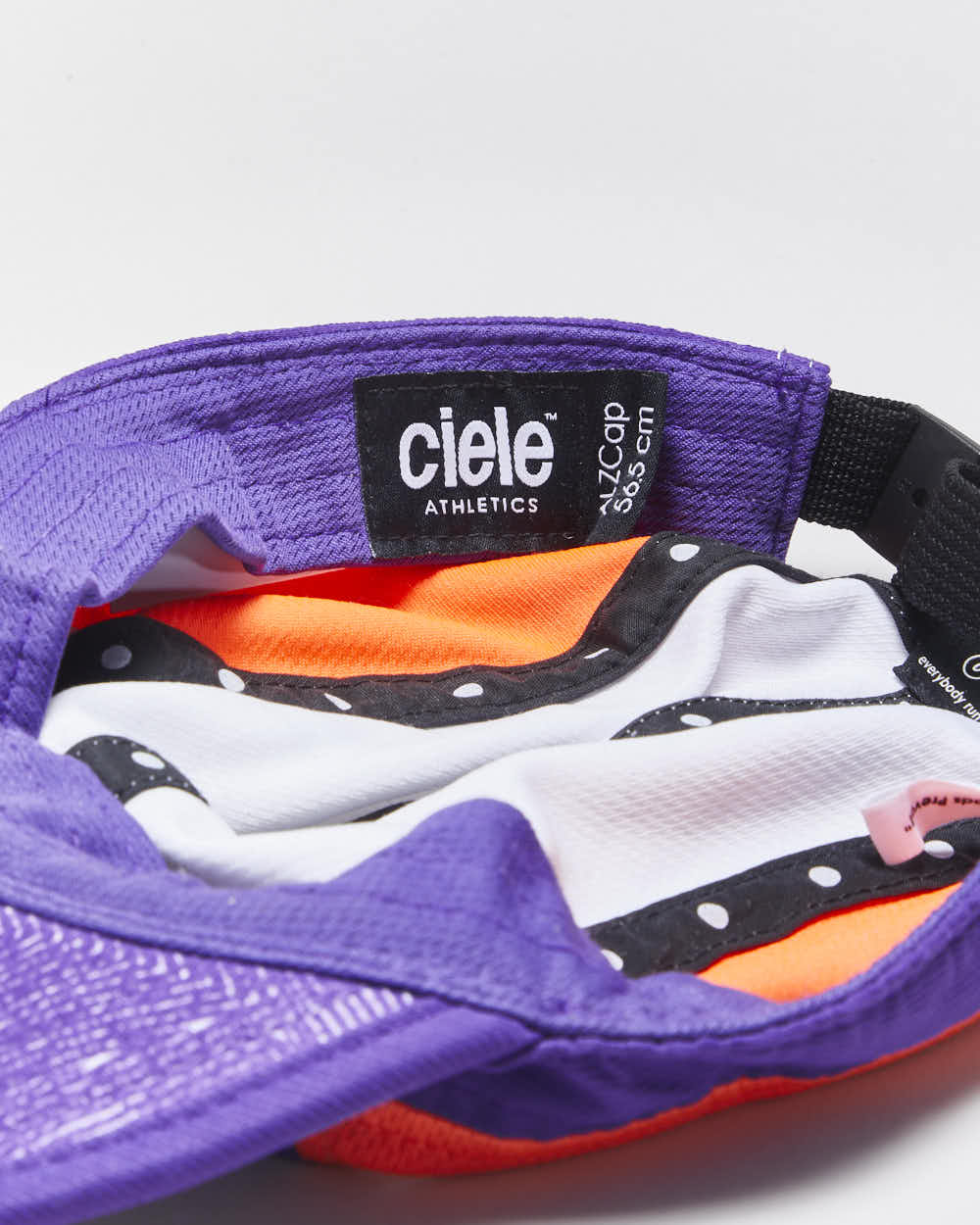 Ciele Athletics CoolWick 'Alz' Soft Brim 5-Panel Running Cap - OS