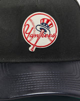 Vintage New Era 9Forty N.Y Yankees Faux Leather Peak MLB Snapback - OS