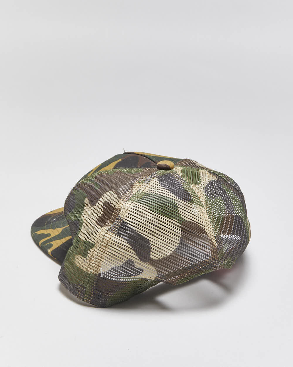 DS Vintage Pabst Blue Ribbon Beer Woodland Camo Canvas Flat Brim Trucker Hat - OS