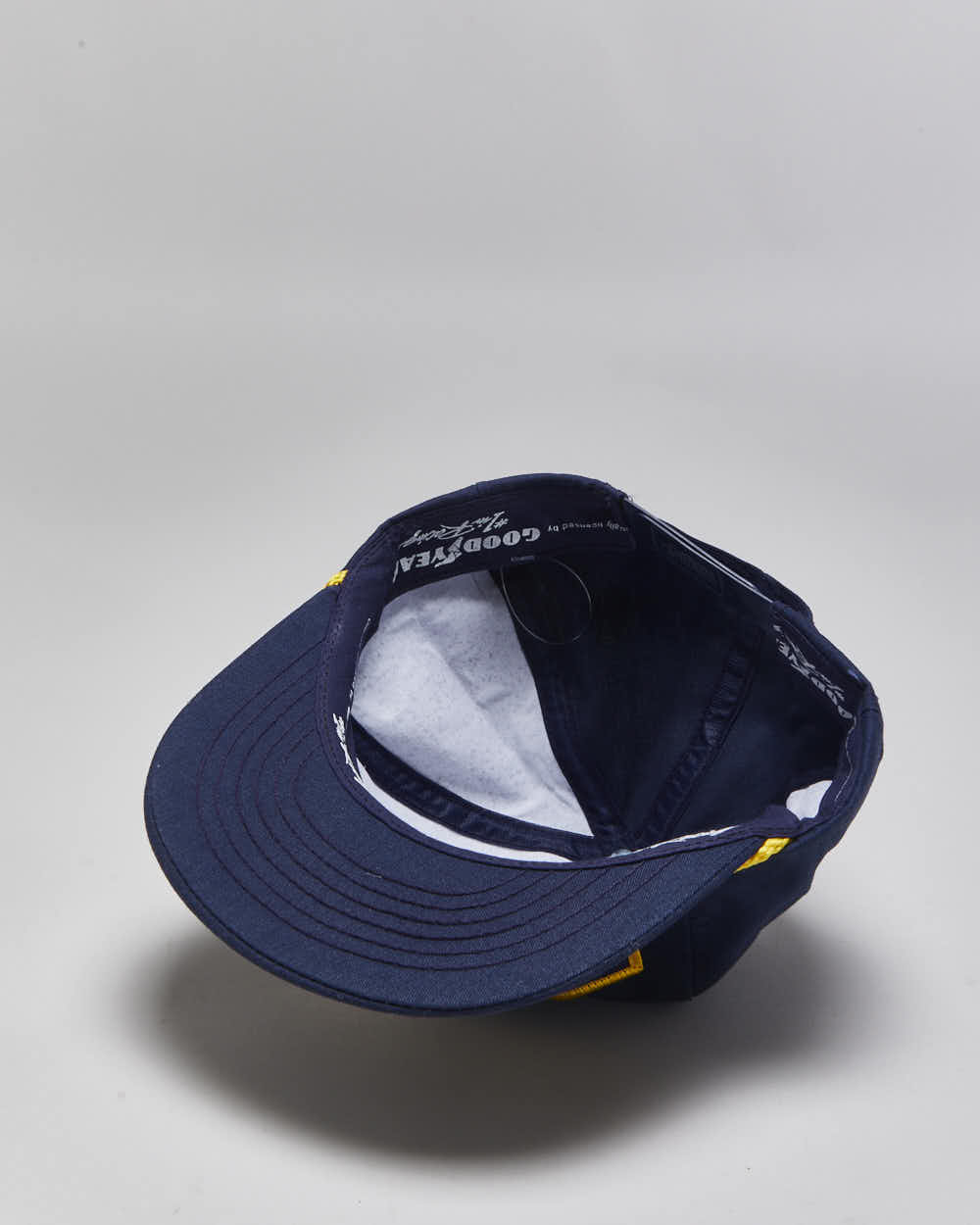 DS Vintage 1990s Good Year '#1 In Racing' Swingster Made In USA Rope Peak Trucker Hat - OS