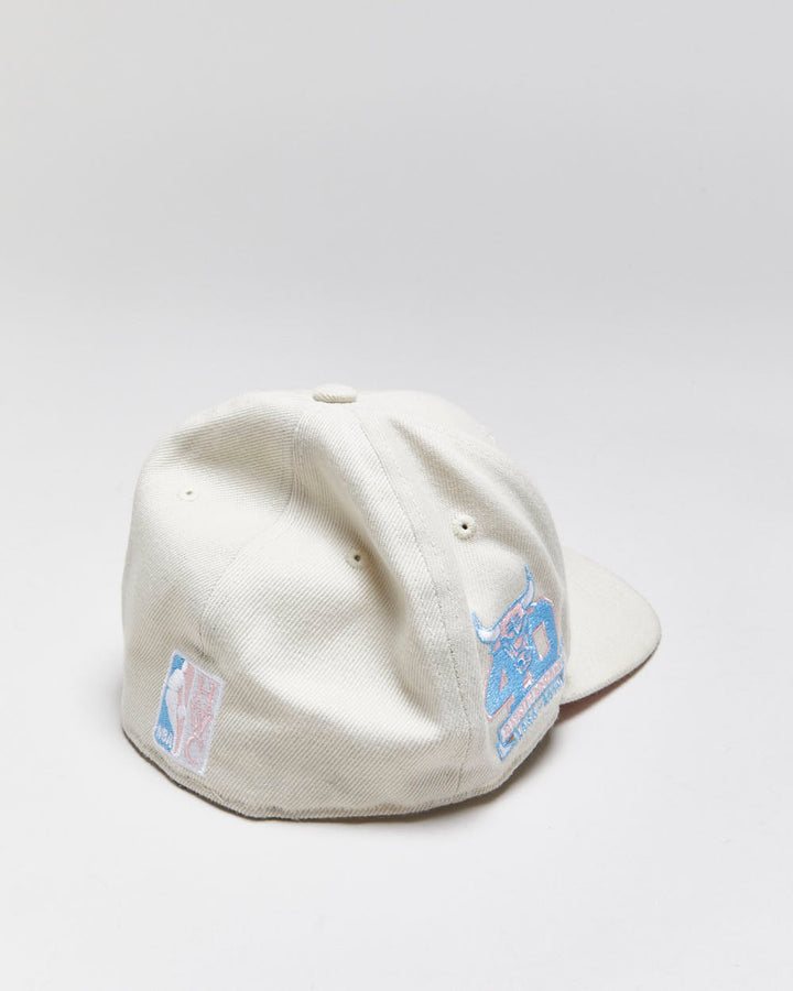 Mitchell & Ness Hardwood Classic Chicago Bulls Windy City 2006 Anniversary NBA Fitted Baseball Cap - 7