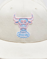 Mitchell &amp; Ness Hardwood Classic Chicago Bulls Windy City 2006 Anniversary NBA Fitted Baseball Cap - 7