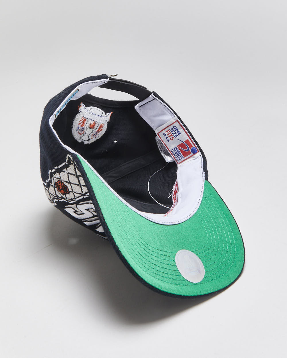 Vintage 1997 Detroit Red Wings Stanley Cup Champions Wool Blend NHL Center Ice Sports Specialties Snapback - OS