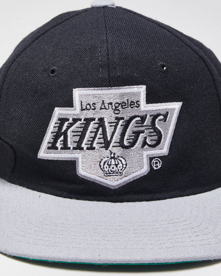 DS Vintage 1990s Starter Los Angeles Kings Pure Wool NHL Flat Brim Snapback - OS