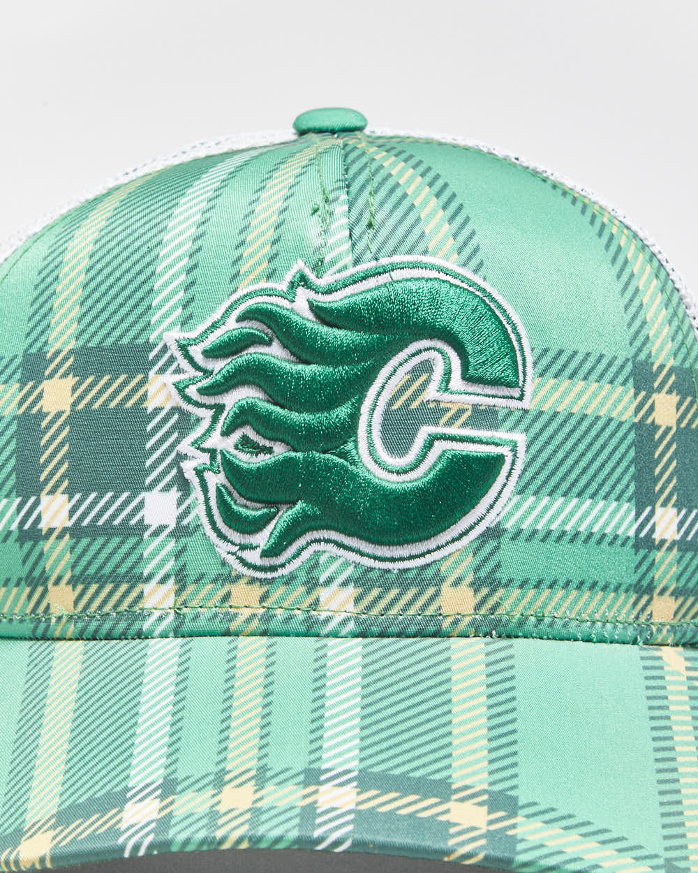 DSWT Vintage Adidas Calgary Flames Kelly Green St. Patricks Day Plaid Embroidered NHL Trucker Hat - OS