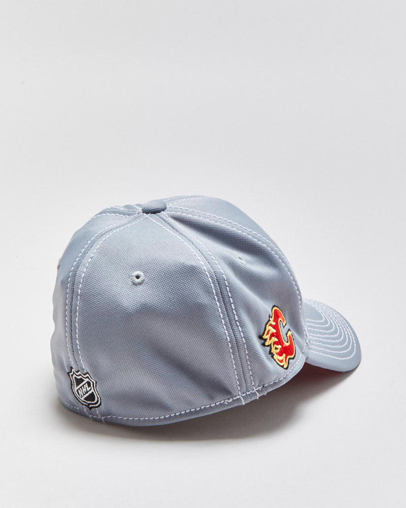 DS Vintage Reebok Calgary Flames NHL Centre Ice FitMax'70 Baseball Cap - S/M