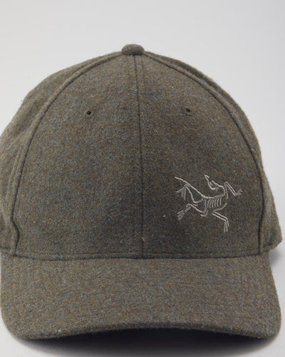 Vintage Arc'teryx Fitted Brushed Cap- L/XL