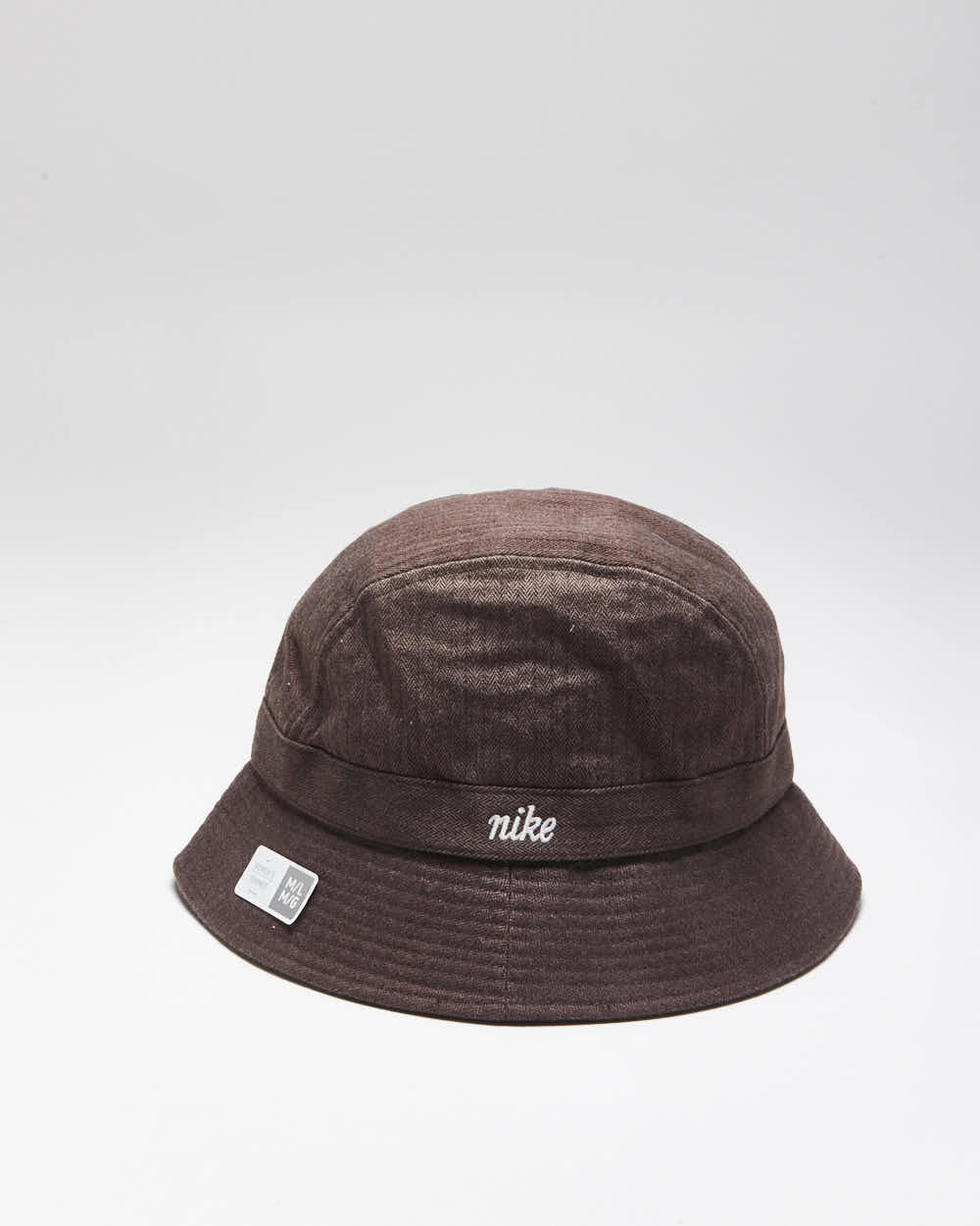 Vintage Y2K DSWT Nike Small Logo Bucket Hat - M/L