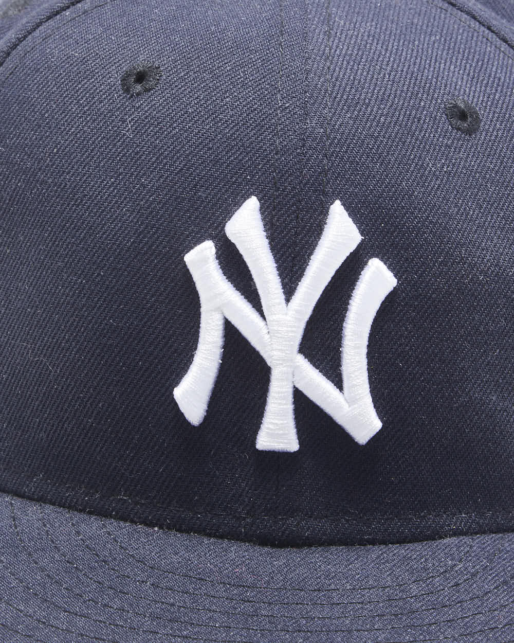 Vintage New Era 59Fifty New York Yankees Official On Field MLB Fitted Baseball Cap - 7 3/4