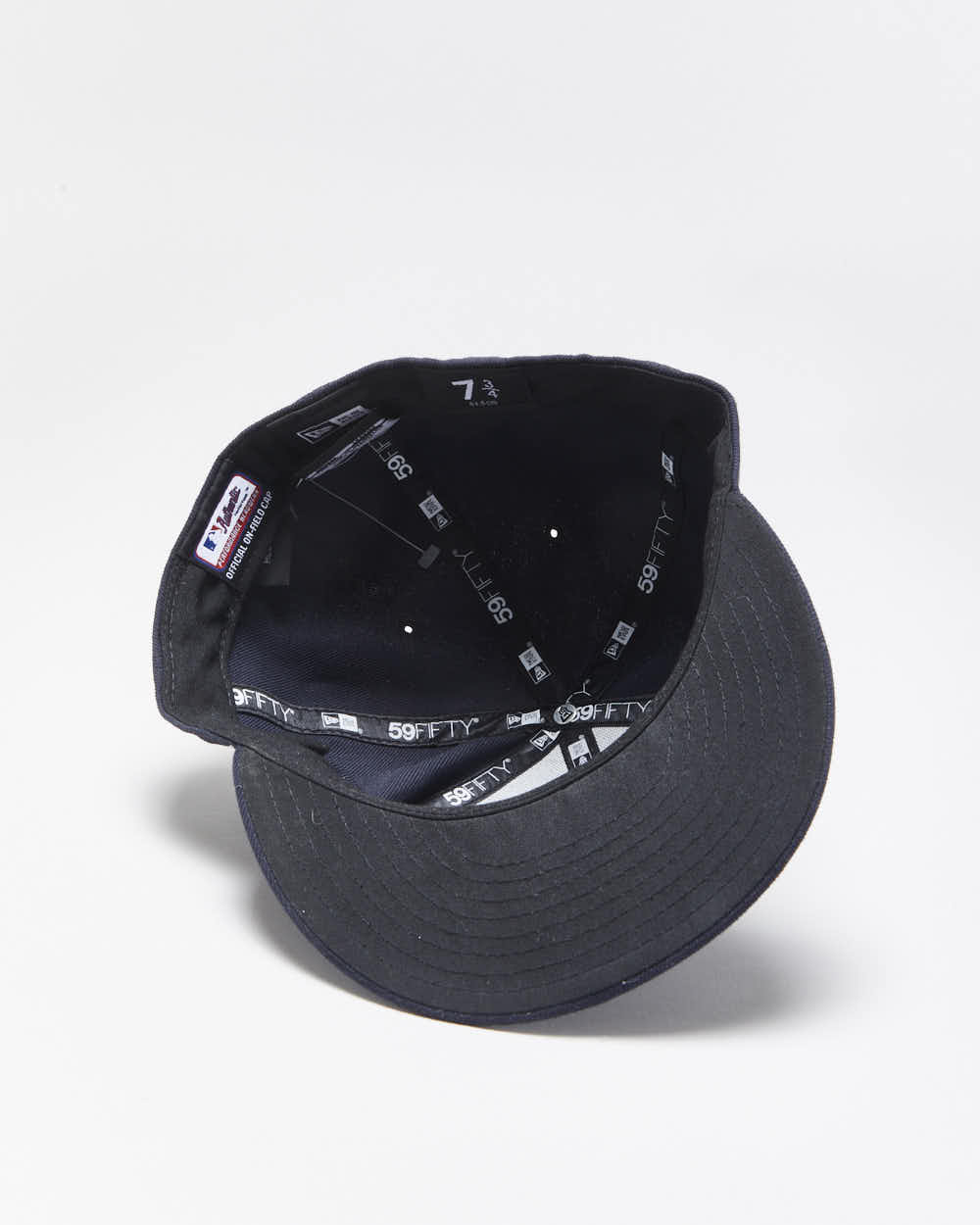 Vintage New Era 59Fifty New York Yankees Official On Field MLB Fitted Baseball Cap - 7 3/4