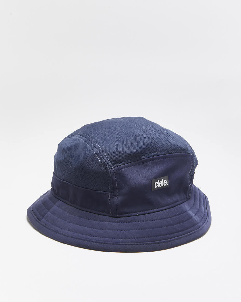 Ciele Ath. Cool Wick Adjustable Bucket Hat - L