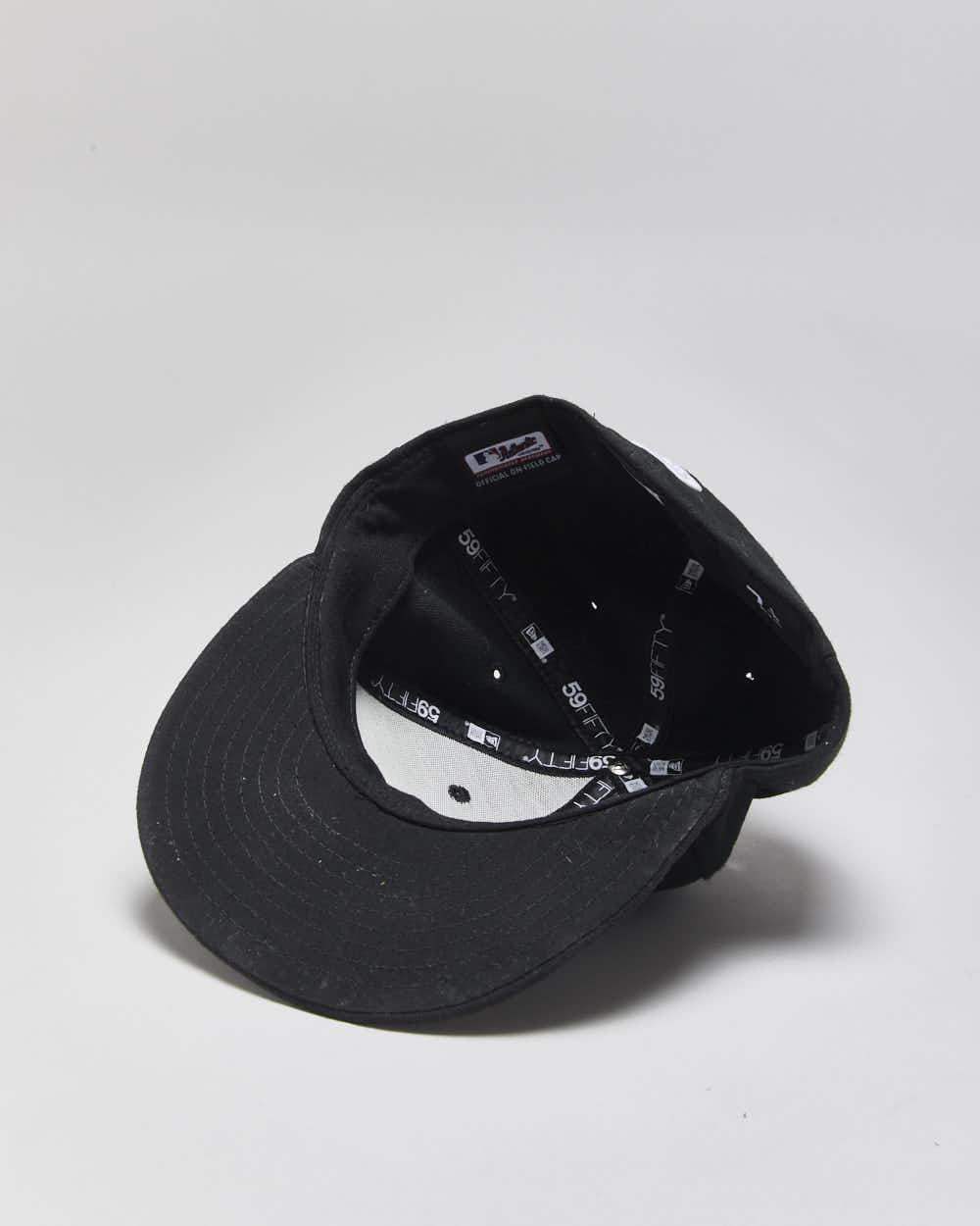 Vintage New Era 59Fifty Pittsburgh Pirates MLB Made In USA Fitted Baseball Cap - 7 1/4