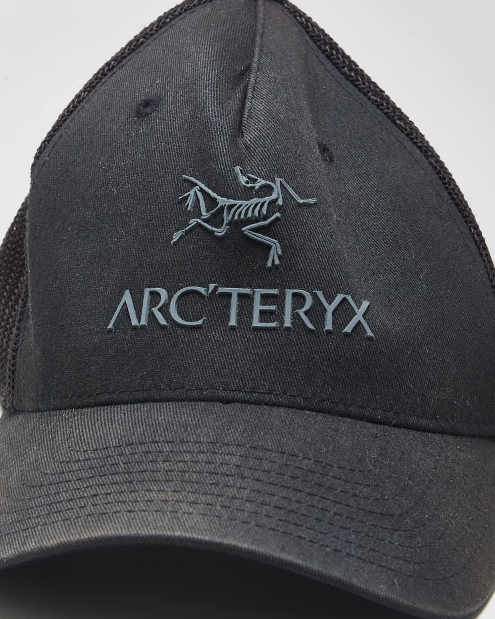 Vintage Arc'teryx Bird Word 110 FlexFit Curved Trucker Hat - OS