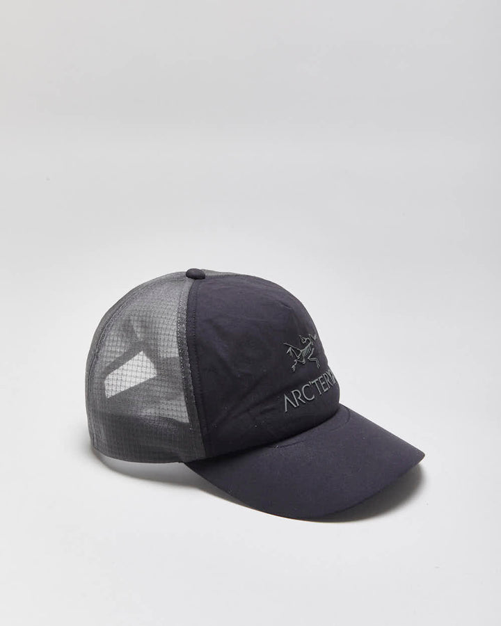 Vintage Arc'teryx Bird Word Curved Soft Shell Trucker Hat - OS