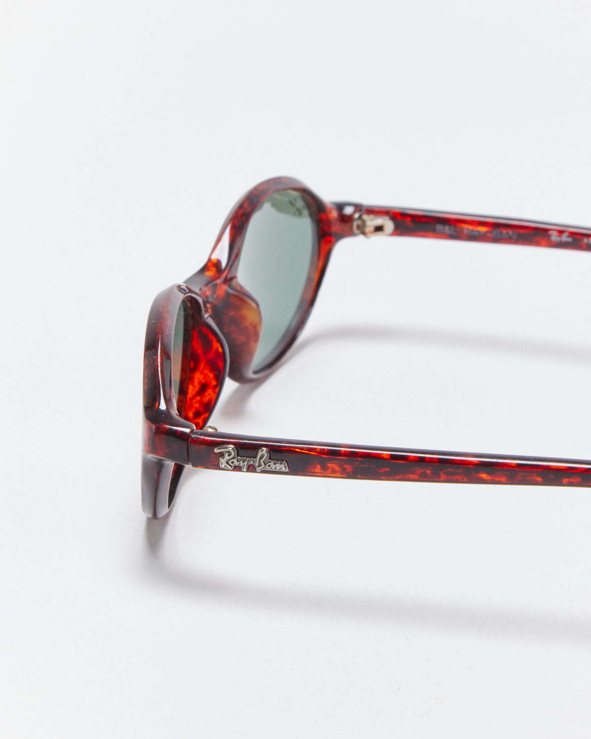 Vintage 1990s Ray Ban Sidestreet Cherry Tortoise Oval Sunglasses