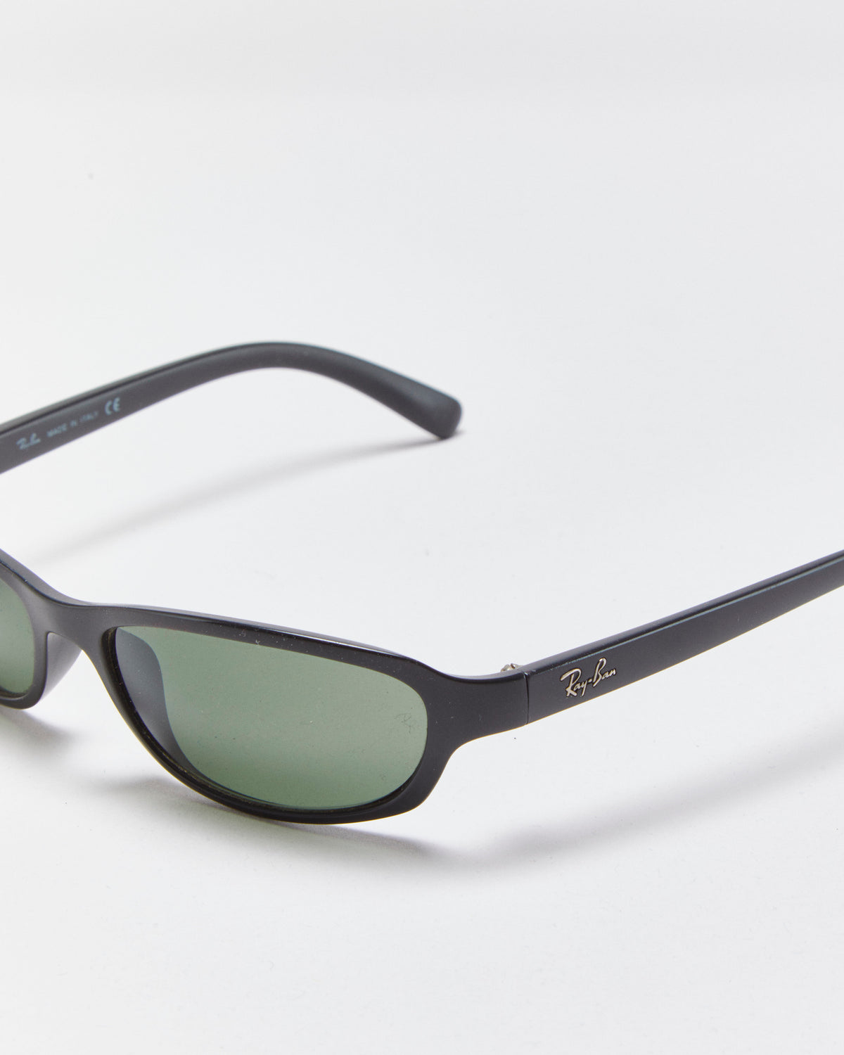 Vintage Y2K 00s Ray Ban Wrap Sunglasses