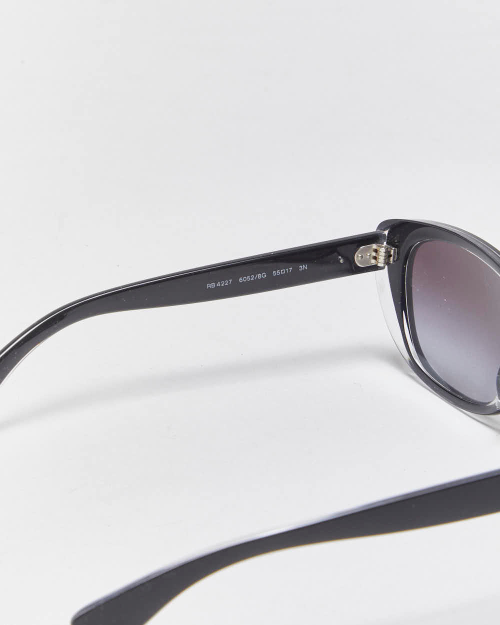 Vintage 2000s Ray-Ban Cat Eye Sunglasses