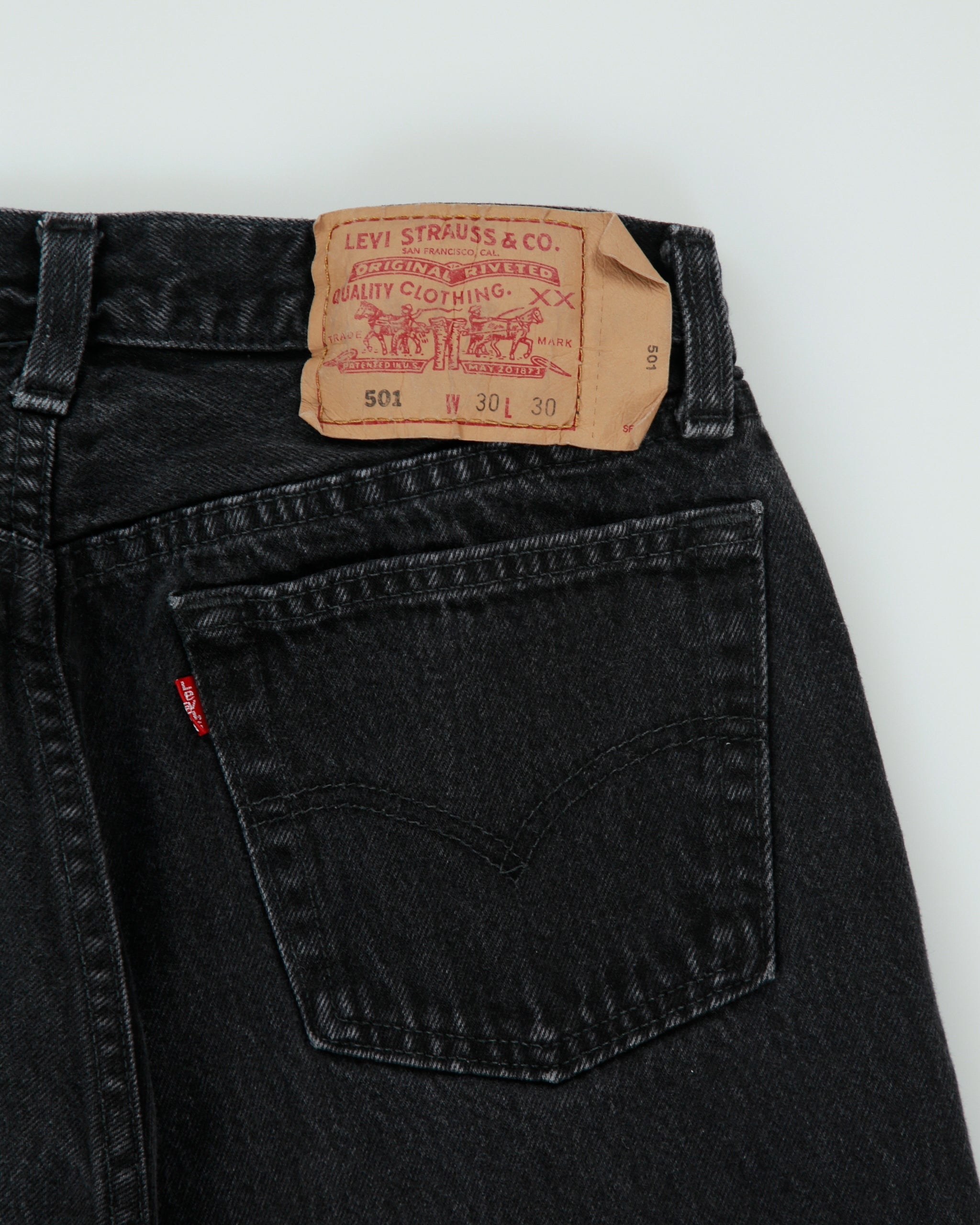 Vintage 1996 Levi's 501 Red Batwing Made In Canada Jeans - W27 L28