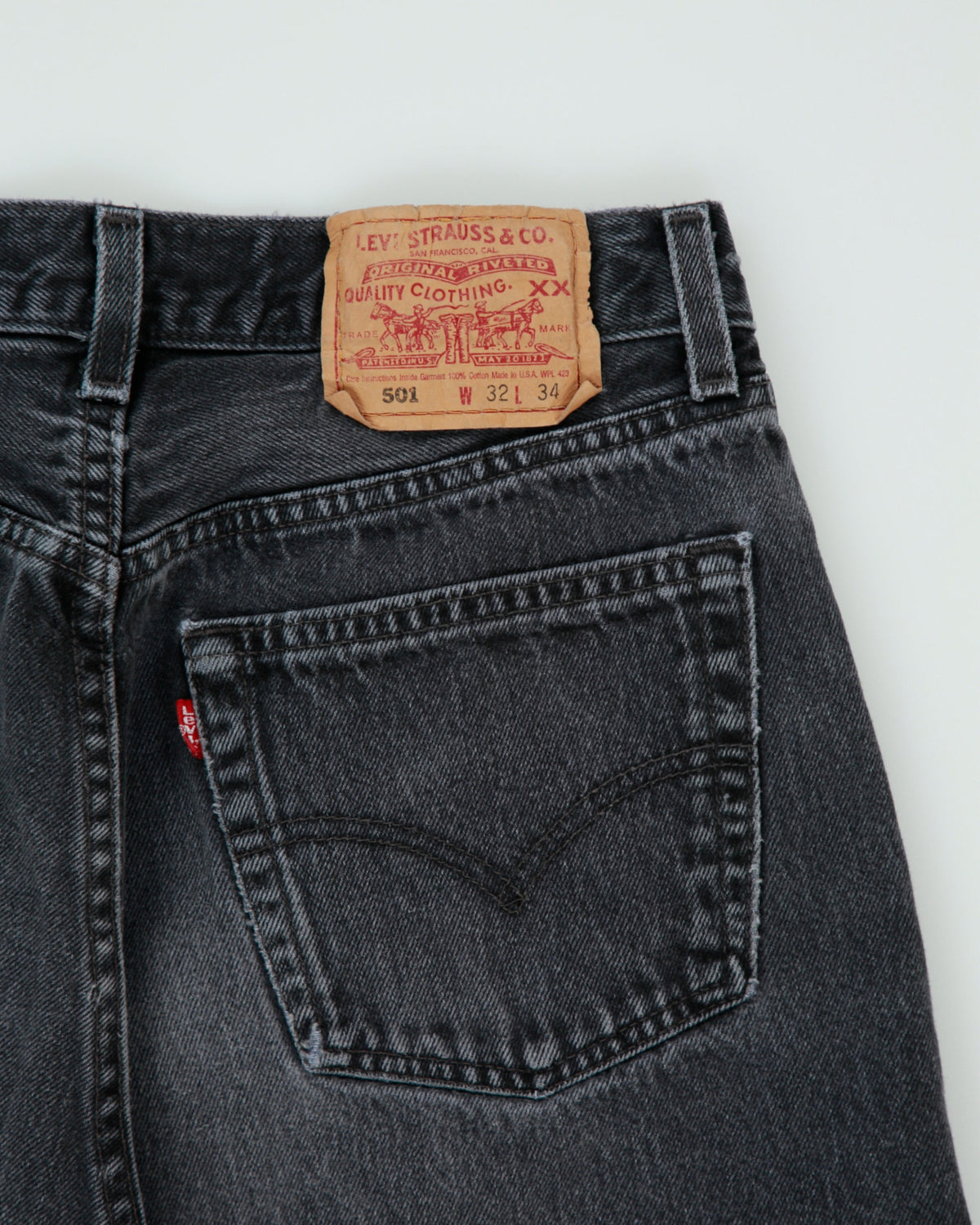 Vintage 1997 Levi's 501 Red Batwing Made In USA Jeans - W29 L32