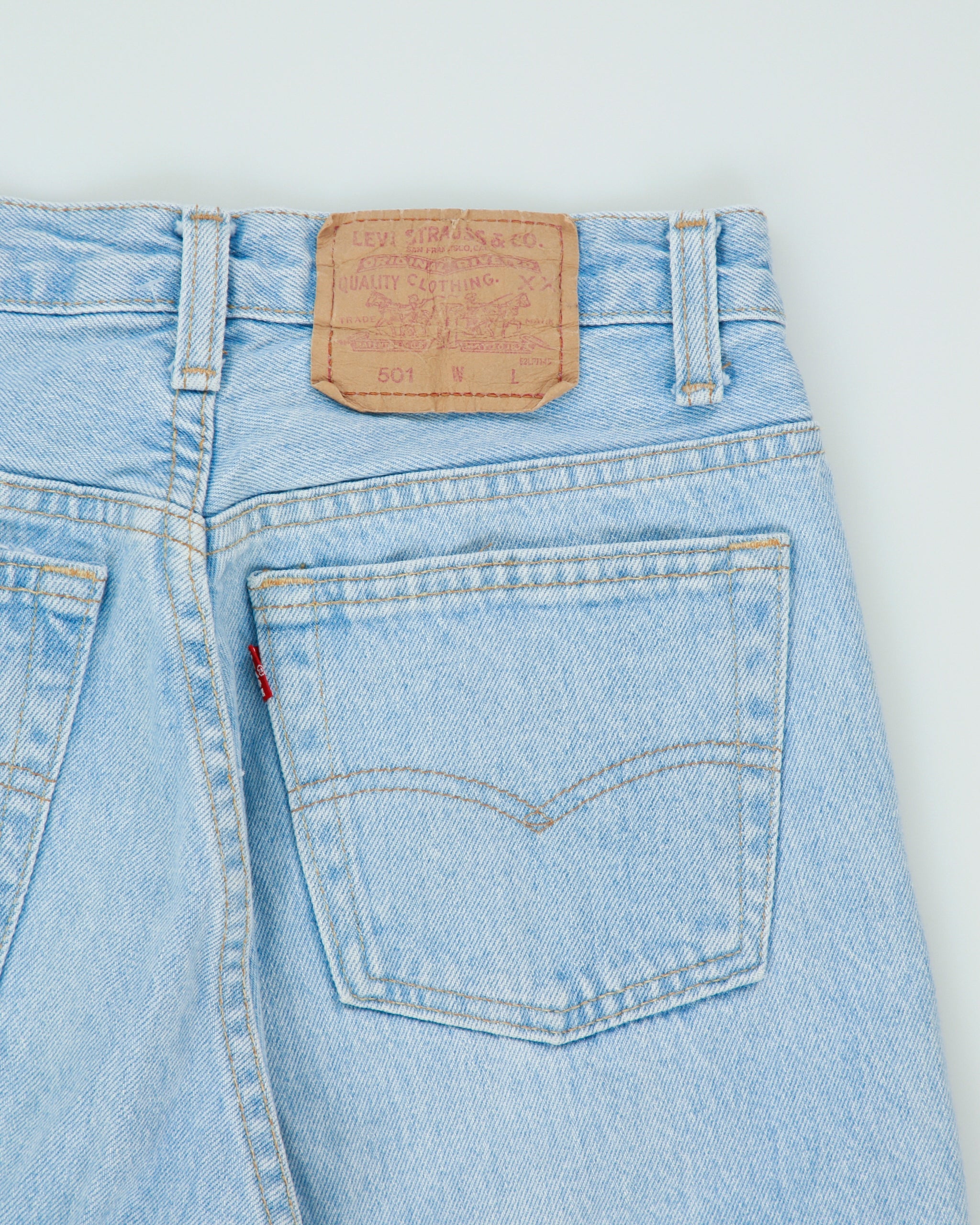 Vintage 2004 Levi's 501 Made In Canada Jeans - W26 L33