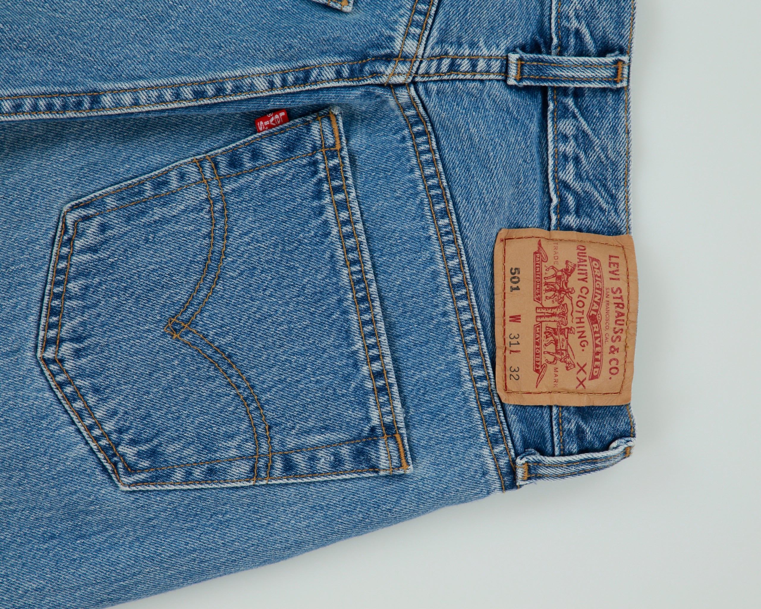 Vintage 1996 Levi's 501 Red Batwing Made In Canada Jeans - W29 L31