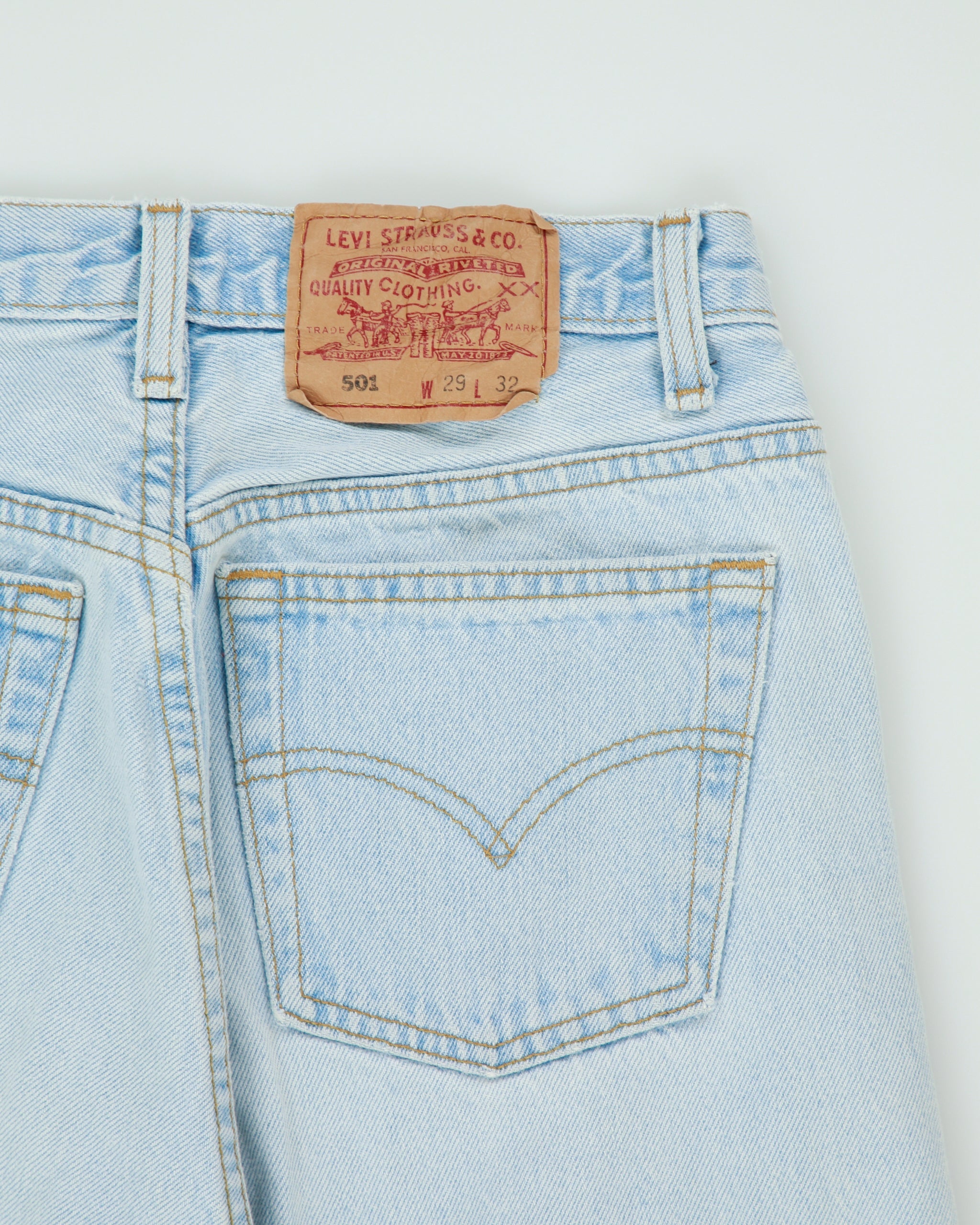 Vintage 1995 Levi's 501 Red Batwing Made In Canada Jeans - W26 L32