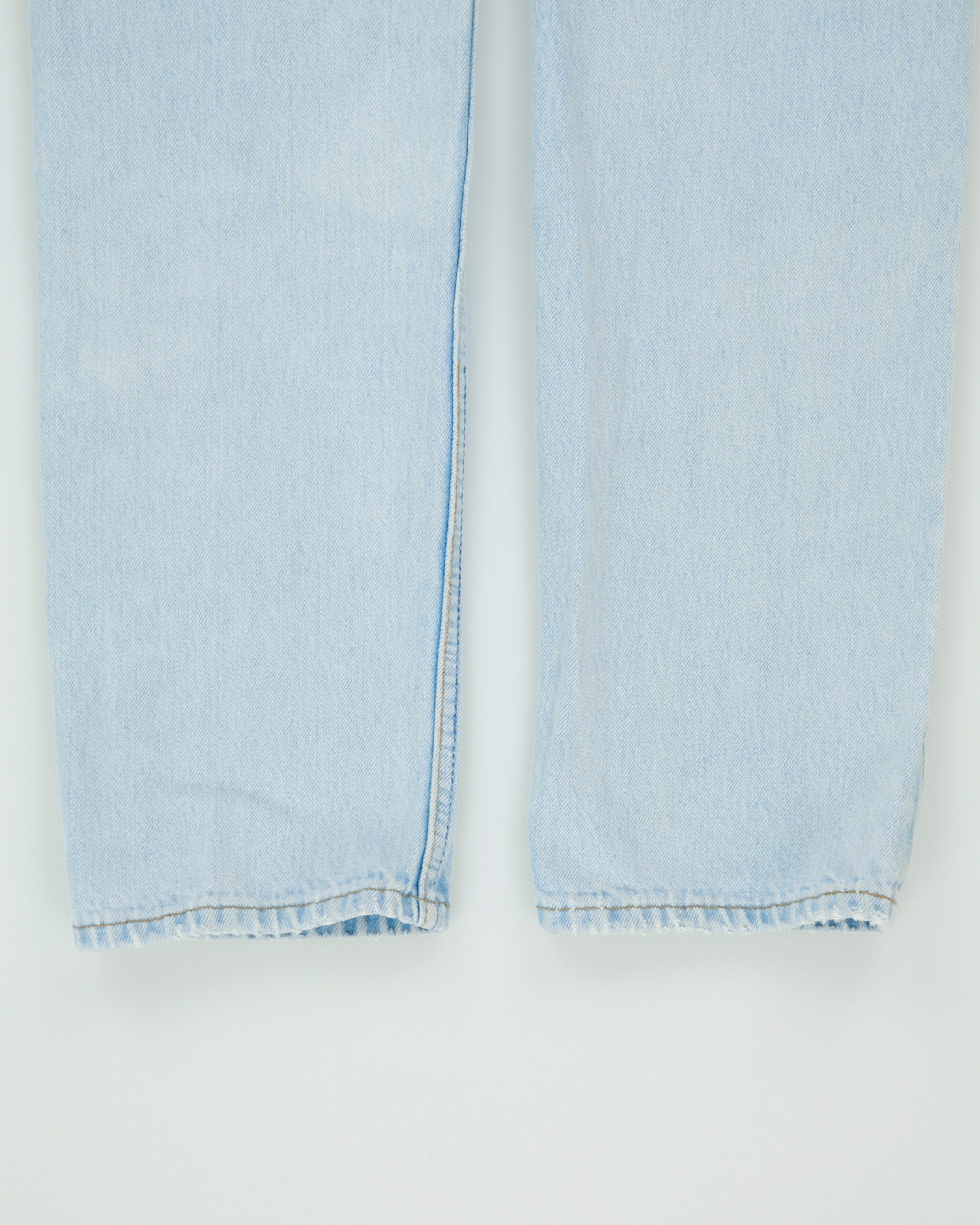 Vintage 1995 Levi's 501 Red Batwing Made In Canada Jeans - W26 L32