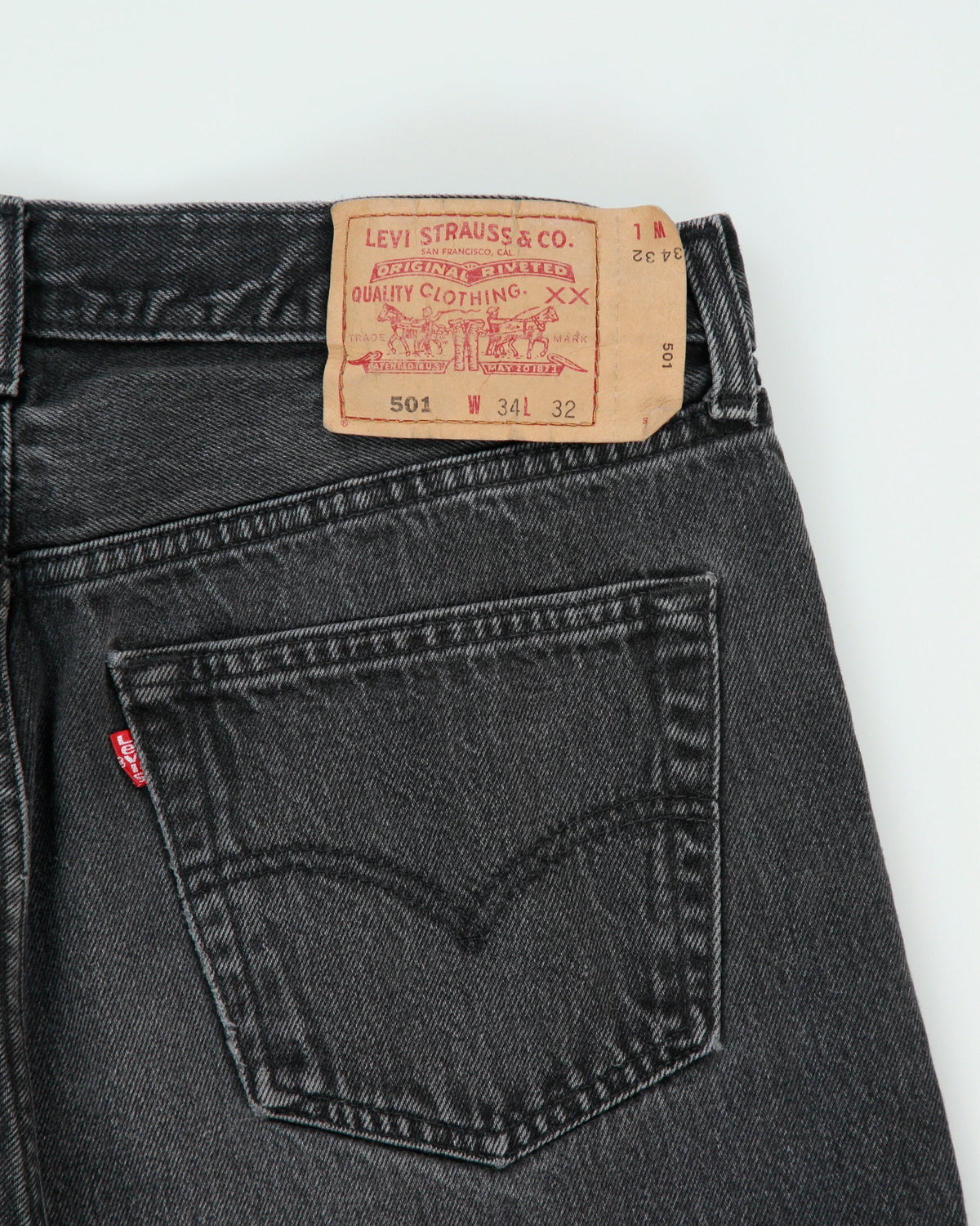 Vintage 1996 Levi's 501 Red Batwing Made In Canada Jeans - W32 L30