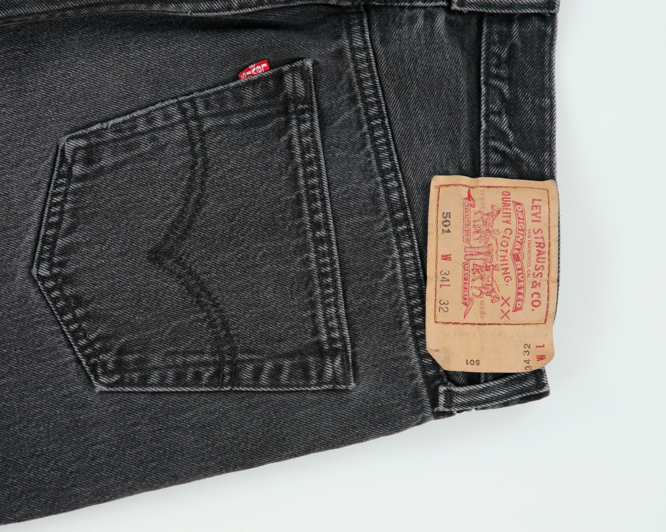 Vintage 1996 Levi's 501 Red Batwing Made In Canada Jeans - W32 L30