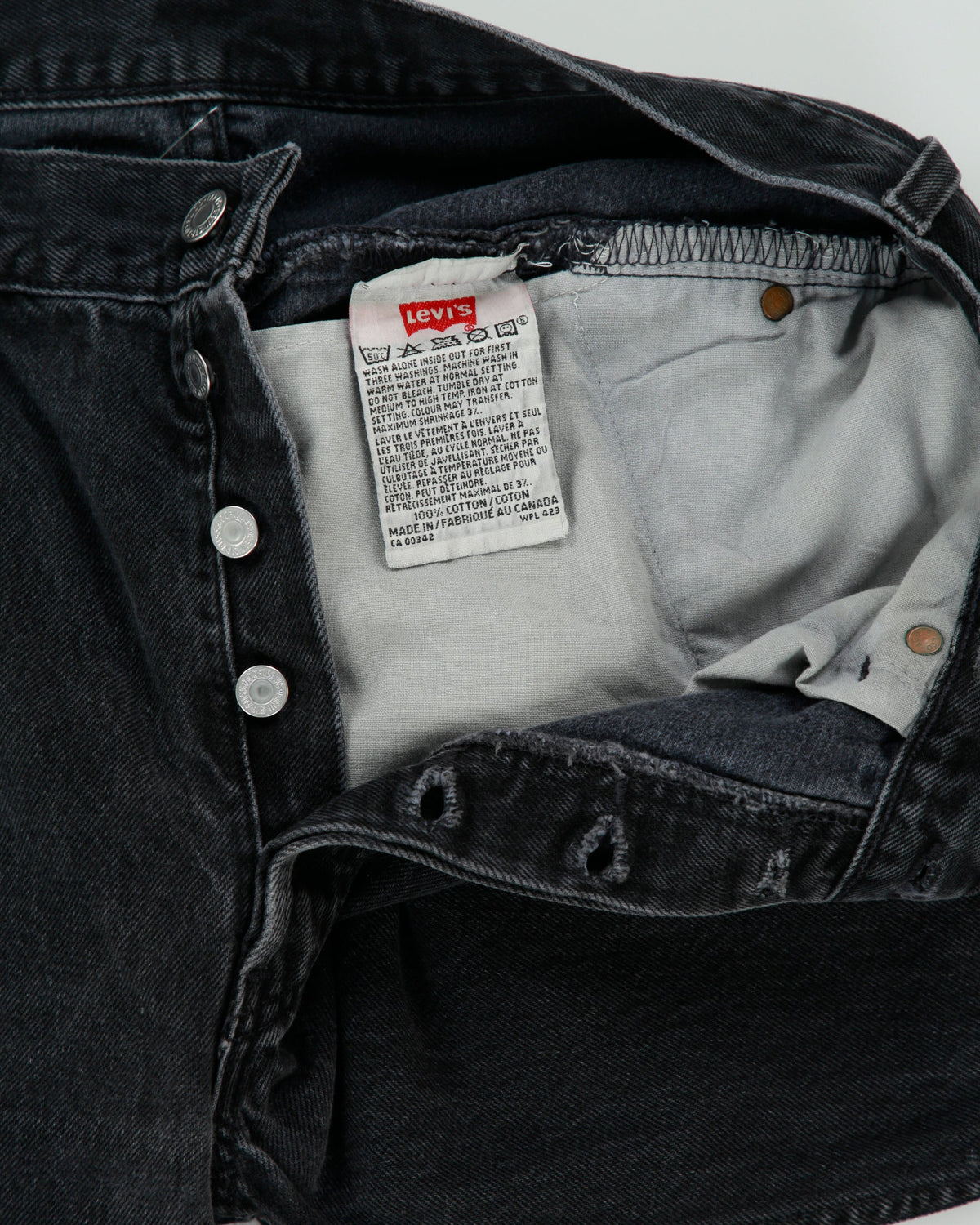 Vintage 1997 Levi's 501 Red Batwing Made In Canada Jeans - W32 L33