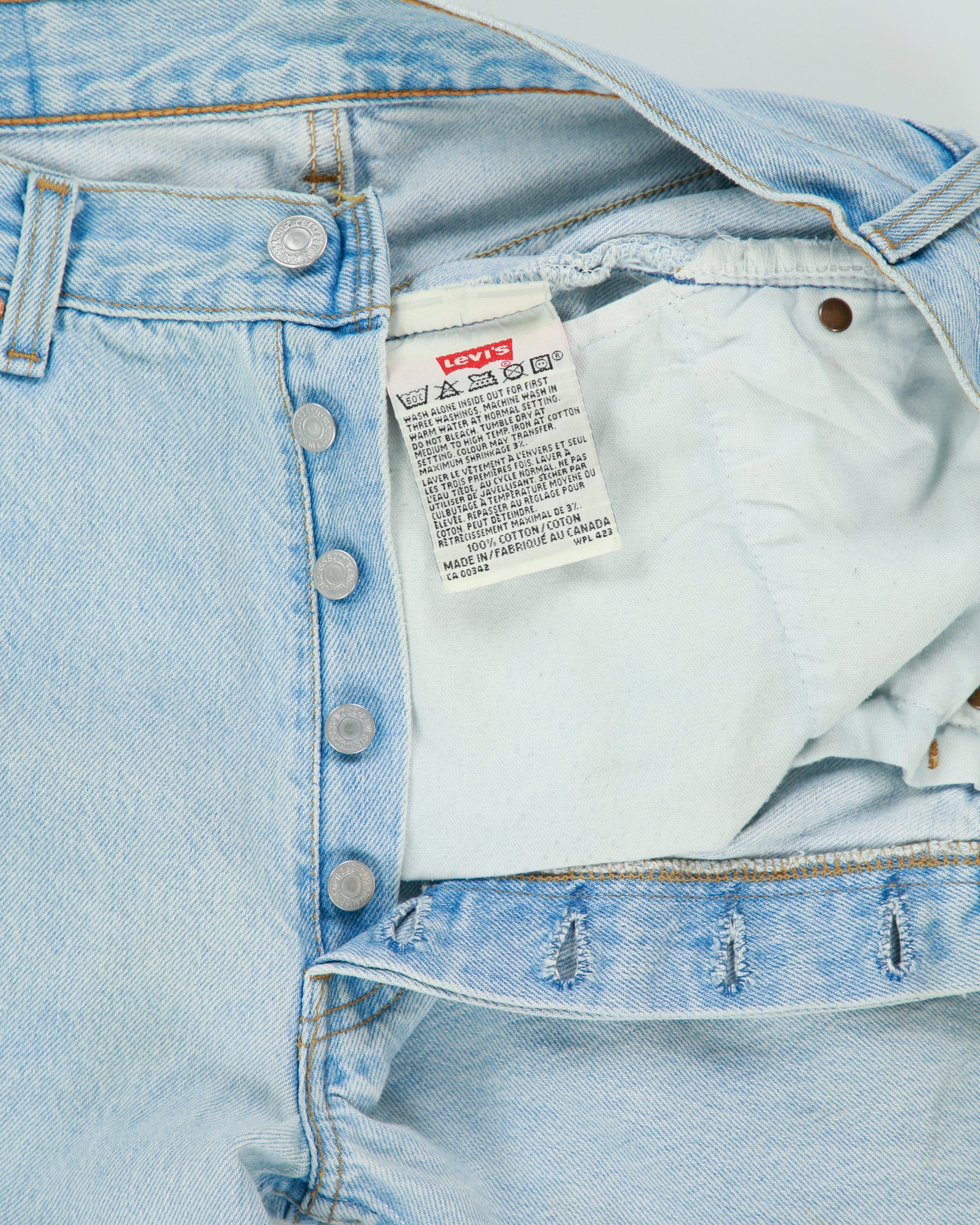 Vintage 1996 Levi's 501 Red Batwing Made In Canada Jeans - W30 L31