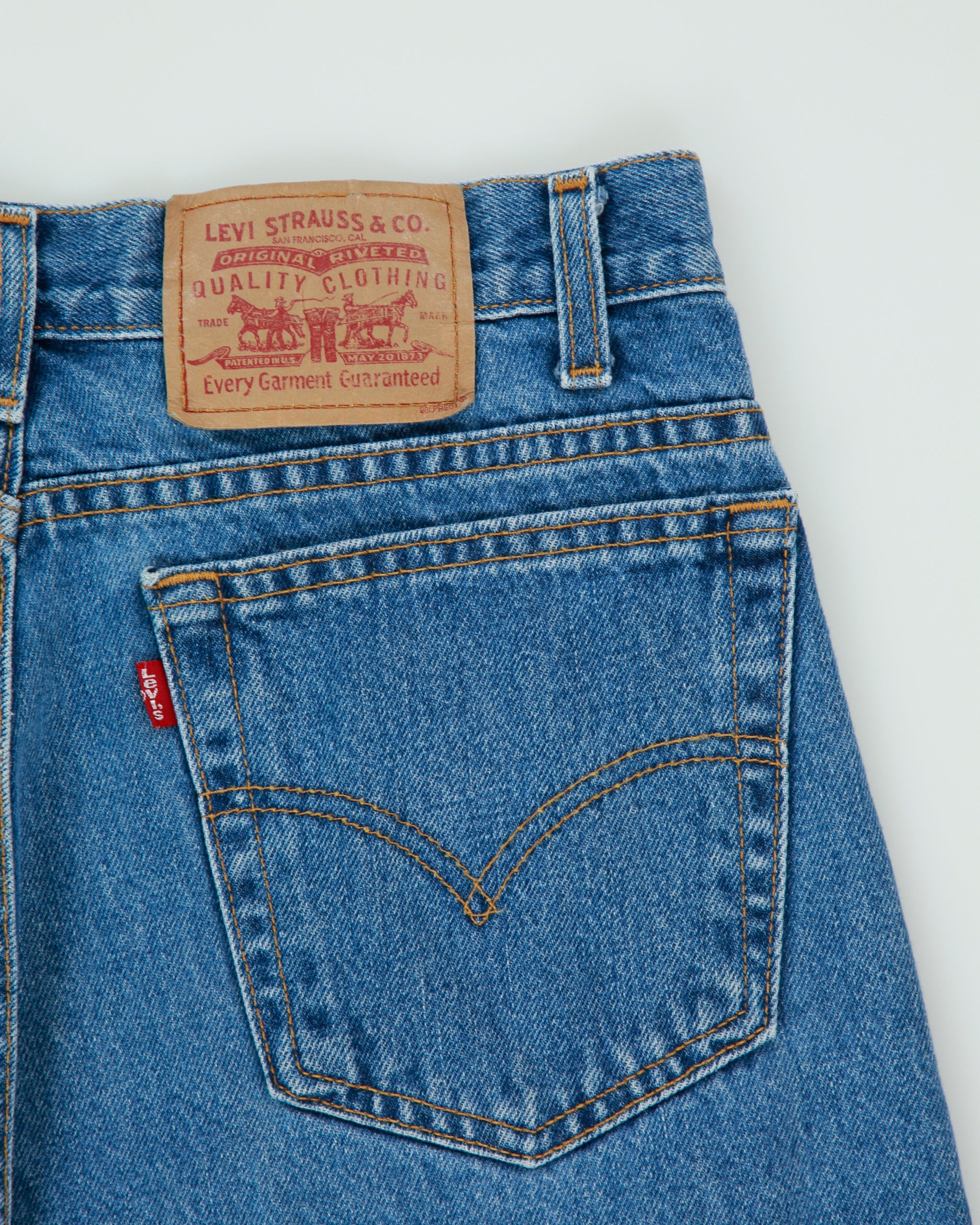 Vintage 1992 Levi's 550 Batwing Tag Made In Canada Jeans - W32 L34