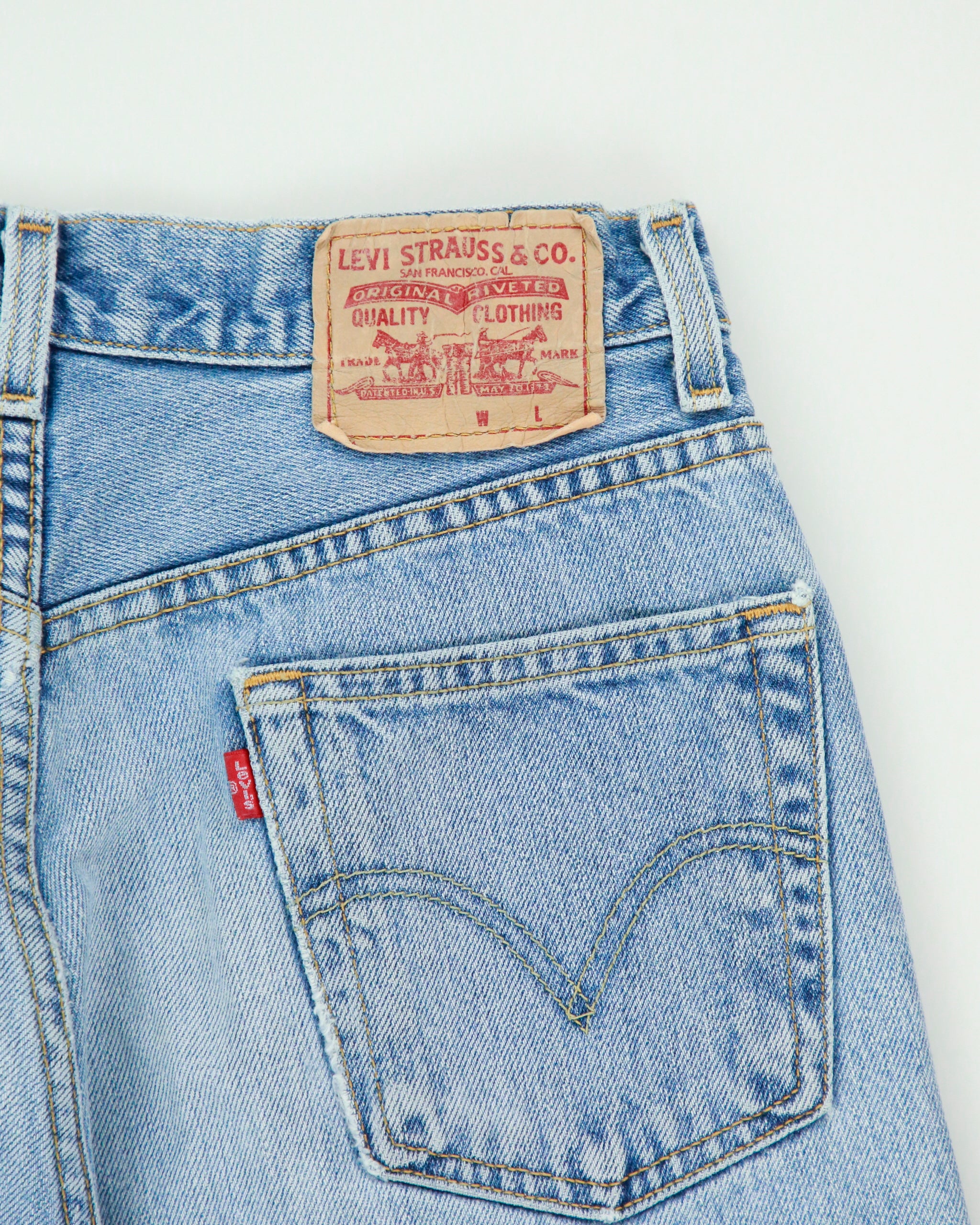 Vintage 2000s Levi's 505 Batwing Tag Regular Fit Straight Leg Jeans - W29 L32
