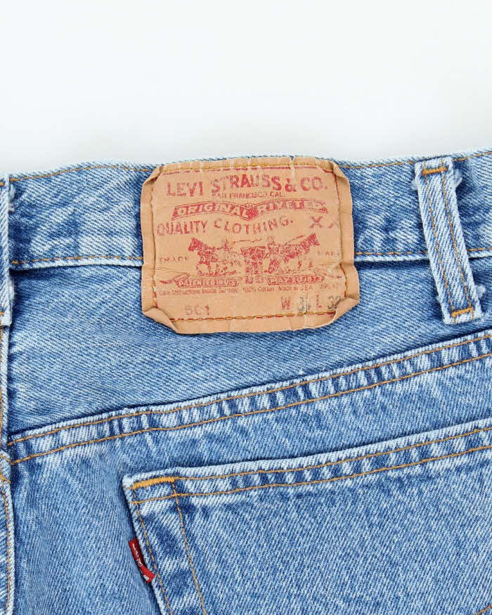 Vintage Levi's 501 Medium Wash Jeans - W32 L32