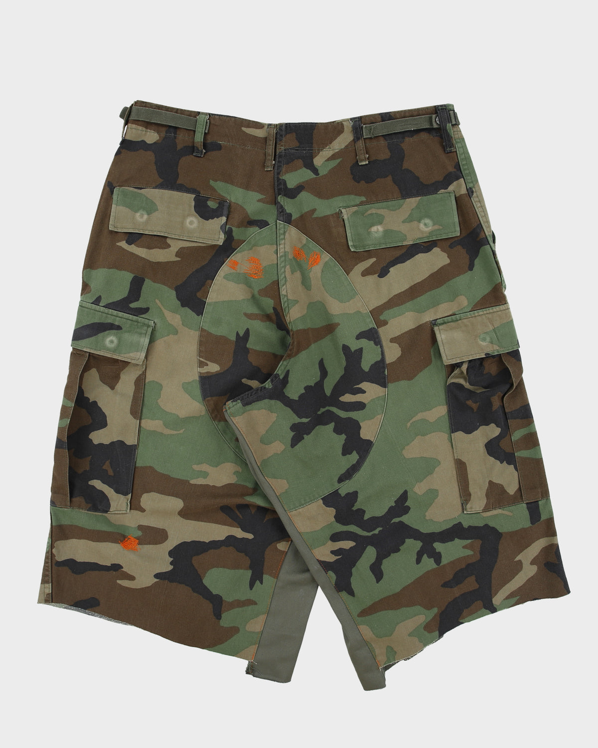 Rokit Originals Camo Shorts - L