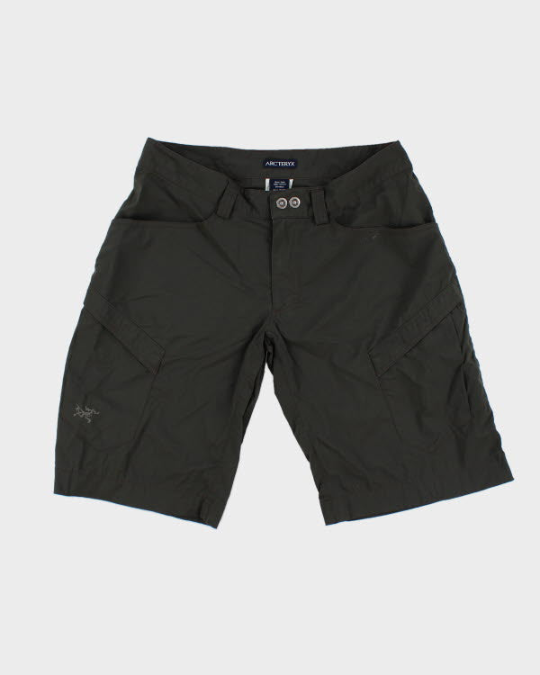 Vintage Arc'teryx Cargo Hiking Shorts - W32 L12
