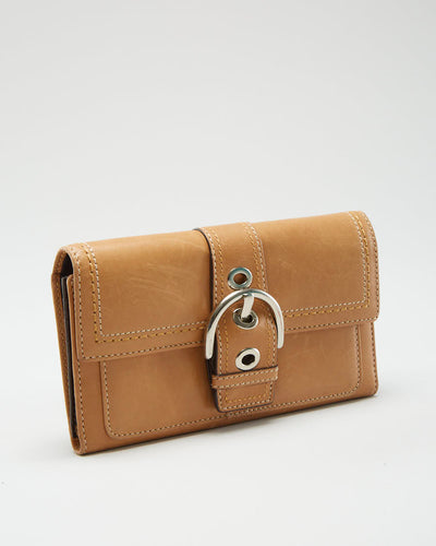 Coach Beige Leather Wallet With Buckle Front - O/S