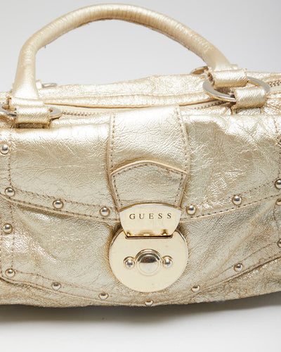 Woman's Vintage Gold Guess Bag With Chain Strap Detail