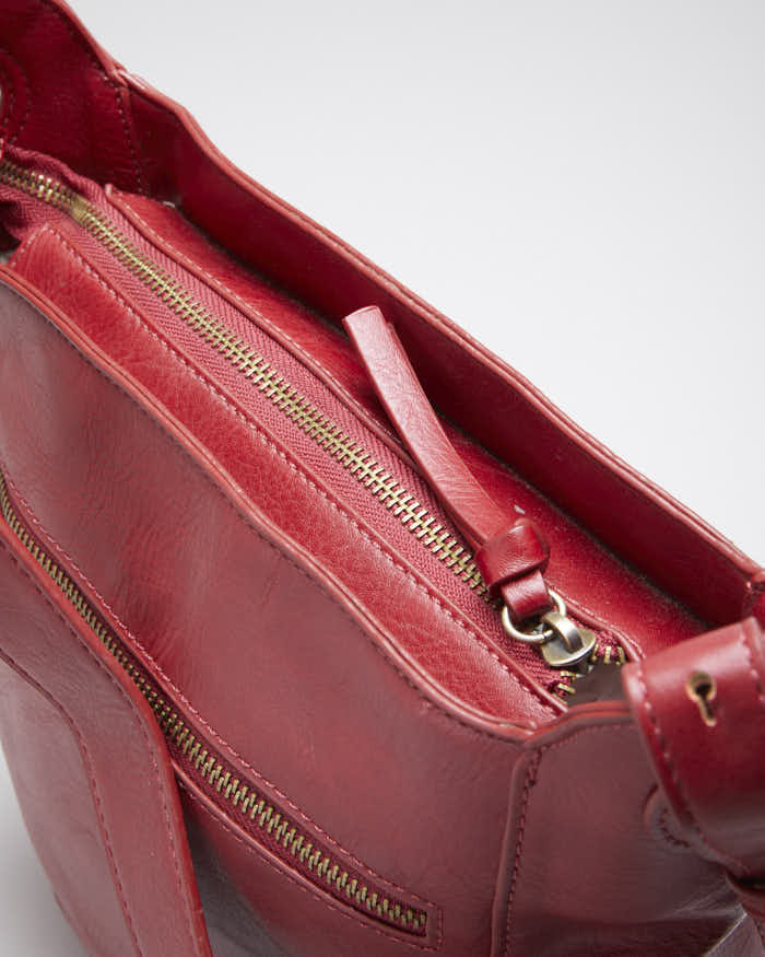 Woman's Red leather Bucket Bag