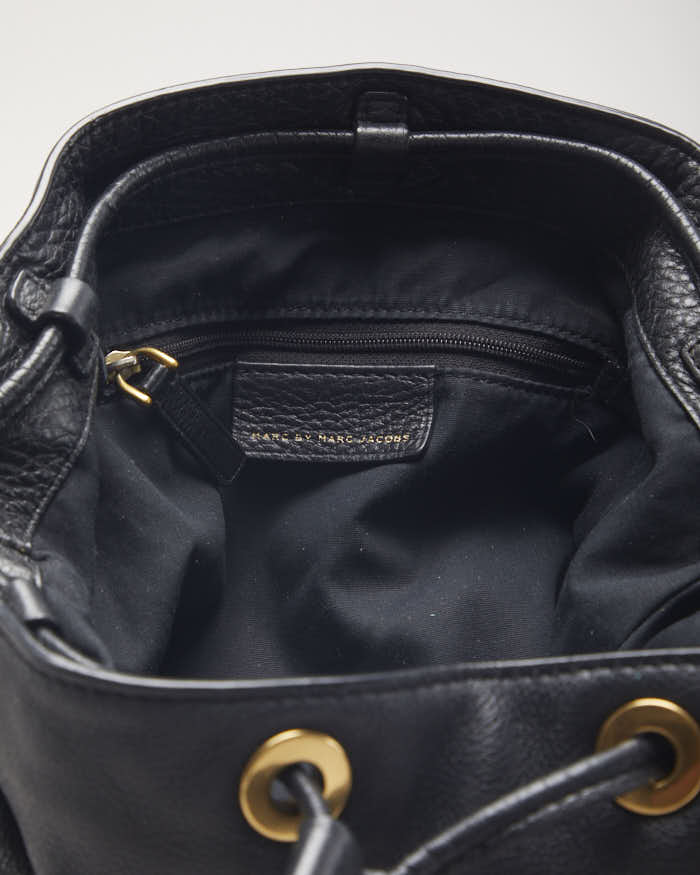 Marc Jacobs Drawstring Crossbody Bucket Bag